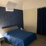Garibaldi Bed & Breakfast 3*