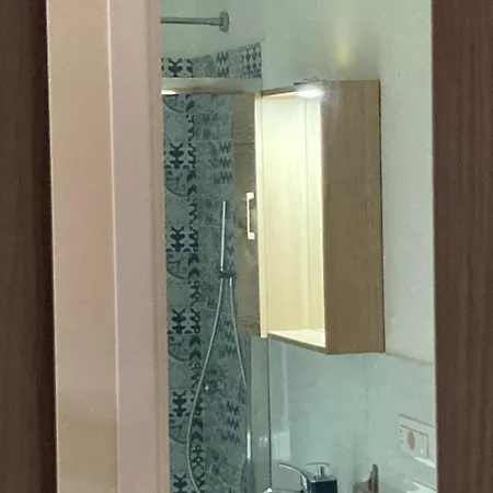 Garibaldi לינה וארוחת בוקר